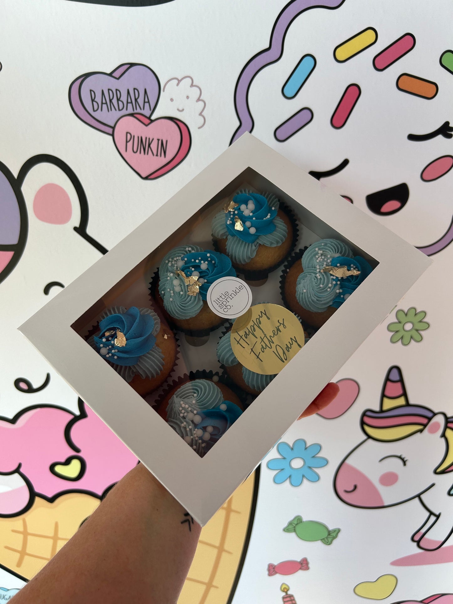 DAD'S CUPCAKES